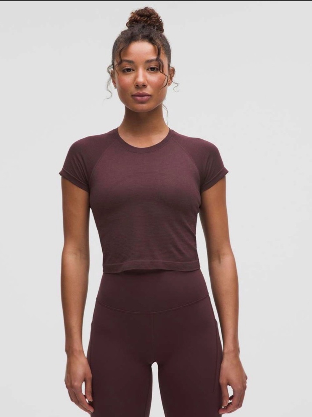 Lululemon Swiftly Tech Cropped Short Sleeve Shirt 2.0 , size 2